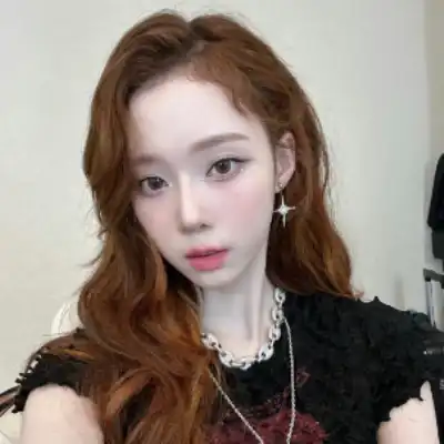 闻皎月